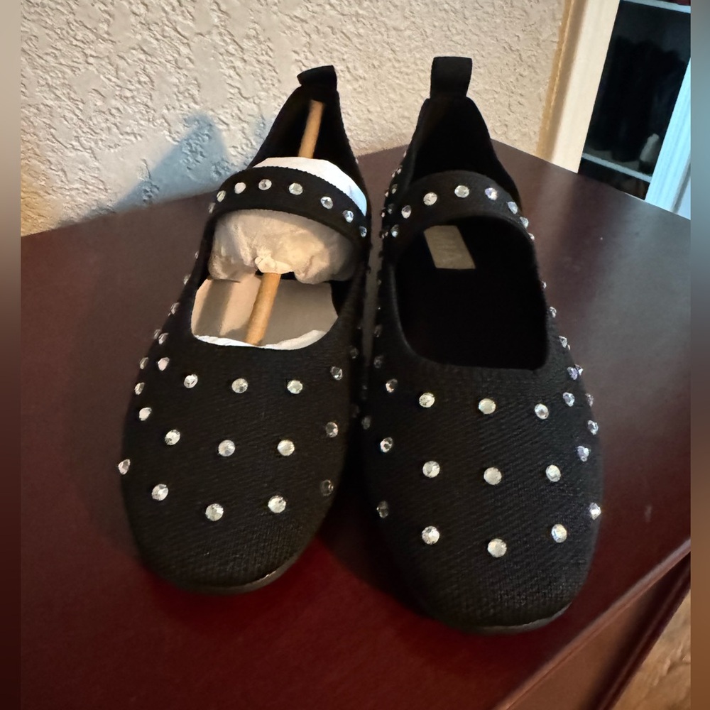 Brand new Mia Black Seema Shoes with Rhinestone Accents